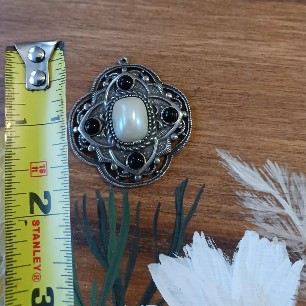 Vintage Celtic Pewter Pearl/Black Bead Large Necklace Pendant